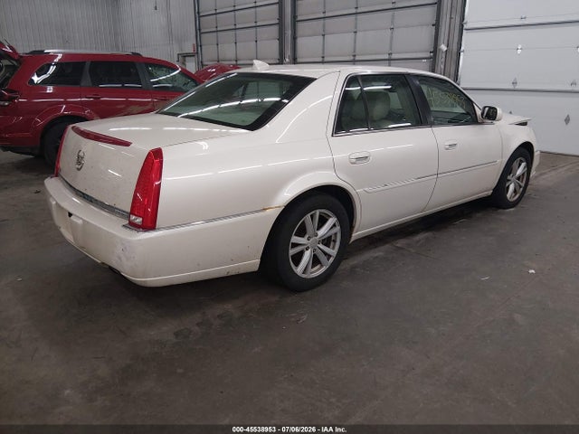 Продажа на аукционе авто 2011 Cadillac Dts Standard, vin: 1G6KA5E65BU130077, номер лота: 45538953