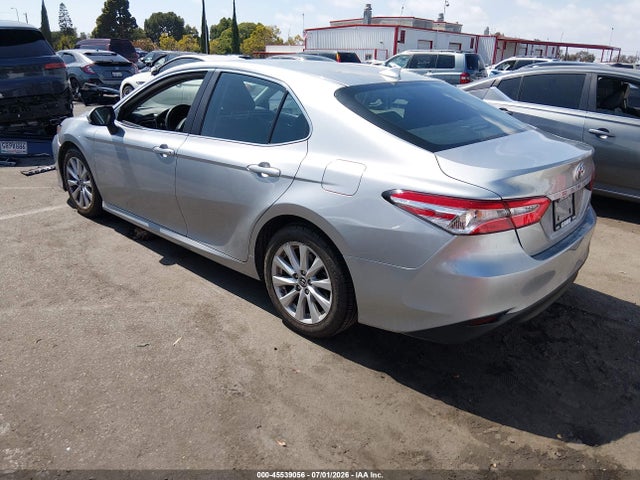 Toyota CAMRY LE 2019 4T1B11HK9KU781920 Image 3