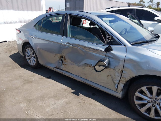 Toyota CAMRY LE 2019 4T1B11HK9KU781920 Image 6