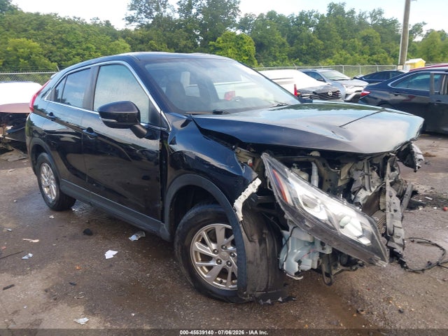 2018 Mitsubishi Eclipse Cross Es მანქანა იყიდება აუქციონზე, vin: JA4AT3AA7JZ050017, აუქციონის ნომერი: 45539140
