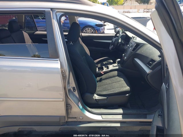 45539174 :رقم المزاد ، 4S4BRCBC2B3336060 vin ، 2011 Subaru Outback 2.5i Premium مزاد بيع