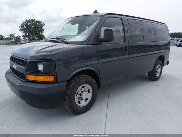 1GAWGEFG9H1266624 Chevrolet Express 2500 Ls