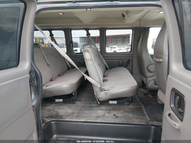 1GAWGEFG9H1266624 Chevrolet Express 2500 Ls
