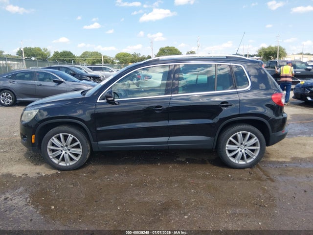2011 Volkswagen Tiguan Sel მანქანა იყიდება აუქციონზე, vin: WVGBV7AX2BW545322, აუქციონის ნომერი: 45539248