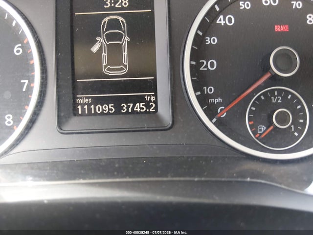 2011 Volkswagen Tiguan Sel მანქანა იყიდება აუქციონზე, vin: WVGBV7AX2BW545322, აუქციონის ნომერი: 45539248