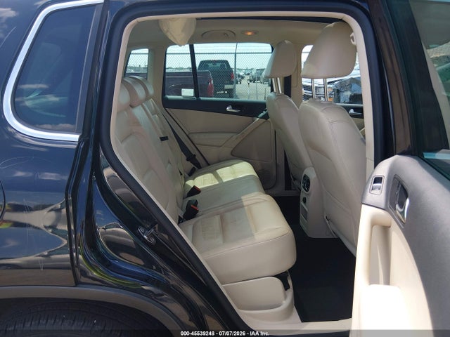 2011 Volkswagen Tiguan Sel მანქანა იყიდება აუქციონზე, vin: WVGBV7AX2BW545322, აუქციონის ნომერი: 45539248