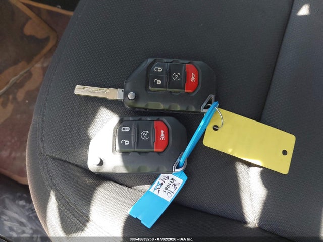1C4HJXEG6JW291777 Jeep Wrangler Unlimited Sahara