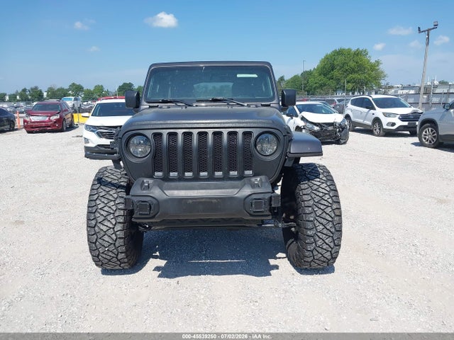 1C4HJXEG6JW291777 Jeep Wrangler Unlimited Sahara