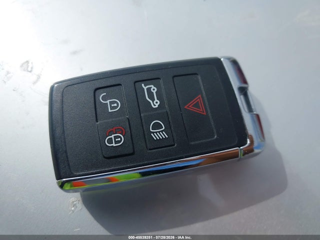 SALEWFEU1R2260985 Land Rover Defender 130 P400 Outbound