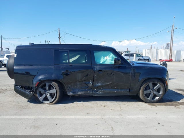 SALEWFEU1R2260985 Land Rover Defender 130 P400 Outbound