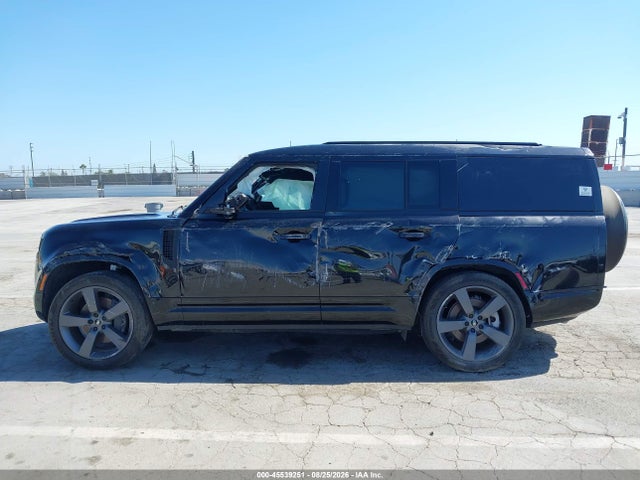SALEWFEU1R2260985 Land Rover Defender 130 P400 Outbound
