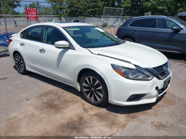 Auction sale of the 2018 Nissan Altima 2.5 Sl, vin: 1N4AL3AP7JC192662, lot number: 45539264