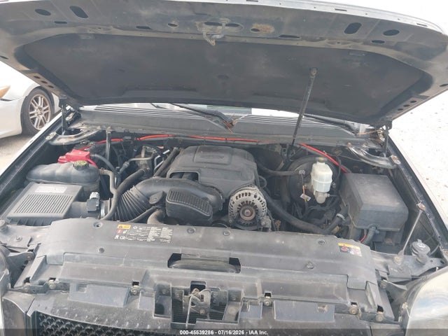2013 Gmc Yukon Xl 1500 Denali მანქანა იყიდება აუქციონზე, vin: 1GKS2MEF5DR368770, აუქციონის ნომერი: 45539286