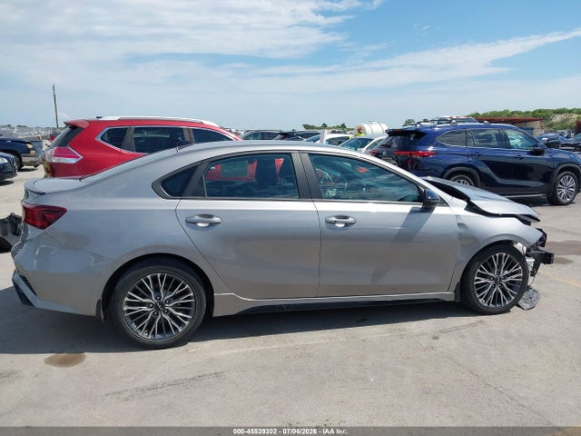 Продажа на аукционе авто 2023 Kia Forte Gt-line, vin: 3KPF54AD8PE620309, номер лота: 45539302