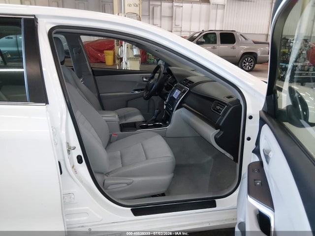 Toyota CAMRY LE 2016 4T4BF1FK3GR528349 Image 5