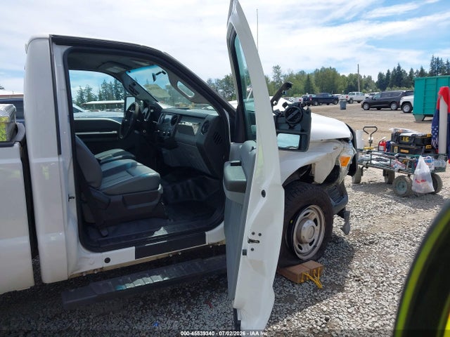 2015 Ford F-250 Xl/xlt მანქანა იყიდება აუქციონზე, vin: 1FTBF2A65FEA14400, აუქციონის ნომერი: 45539340