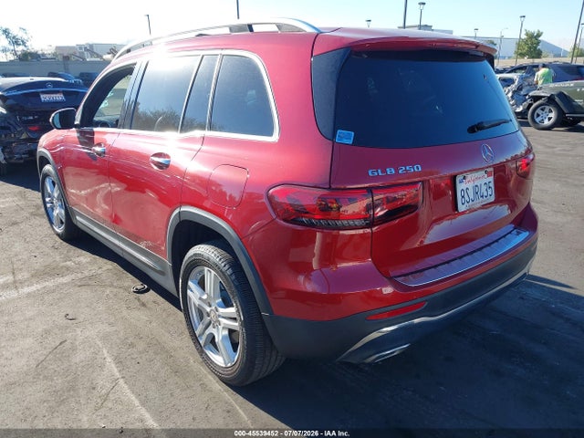 W1N4M4GB7LW029641 Mercedes-Benz GLB 250