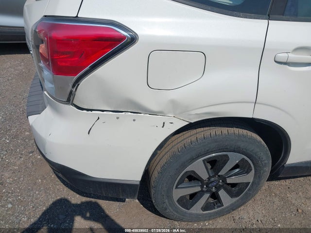 Subaru Forester 2.5i 2017 JF2SJABC8HH517967 Image 6