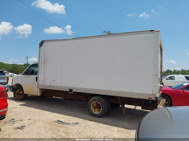 45539524 :رقم المزاد ، 1GDJG31UX41908759 vin ، 2004 Gmc Savana Cutaway Standard W/c7l/c7n مزاد بيع
