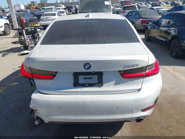 WBA5R1C51KAK08875 BMW 330I