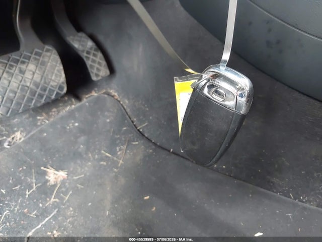 2013 Audi A4 2.0t Premium მანქანა იყიდება აუქციონზე, vin: WAUBFAFL6DN049644, აუქციონის ნომერი: 45539589