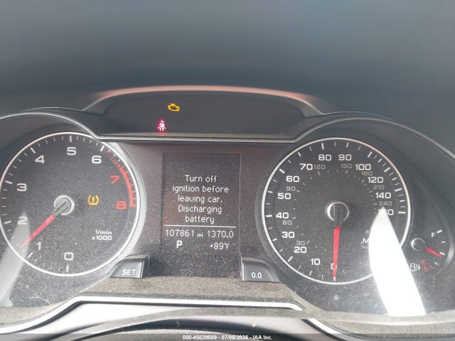 2013 Audi A4 2.0t Premium მანქანა იყიდება აუქციონზე, vin: WAUBFAFL6DN049644, აუქციონის ნომერი: 45539589