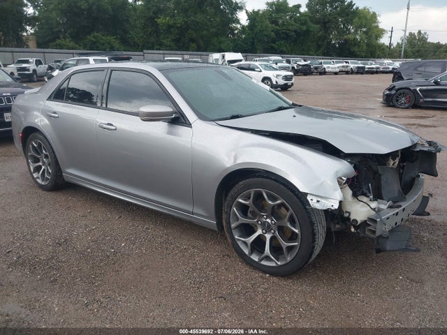 Aukcja sprzedaży 2018 Chrysler 300 300s, vin: 2C3CCABG8JH203823, numer aukcji: 45539692