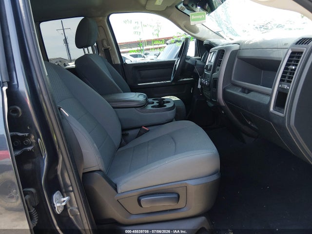 Продаж на аукціоні авто 2017 Ram 1500 Express  4x4 6'4 Box, vin: 1C6RR7FT2HS771719, номер лоту: 45539708