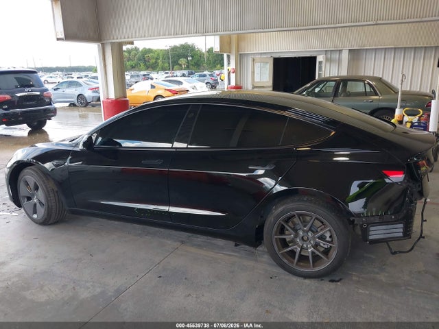 Tesla Model 3 Rear-wheel Drive 2023 5YJ3E1EA0PF697574 Image 13