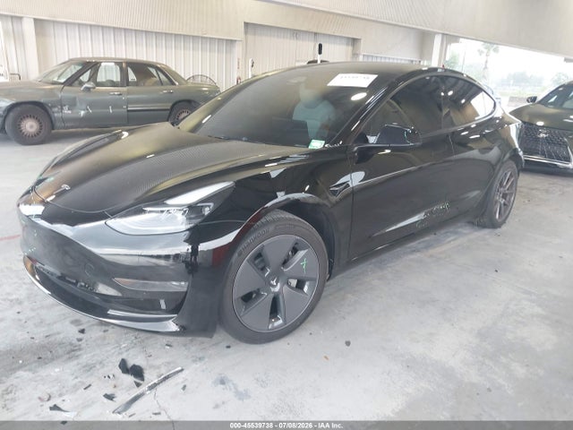 Tesla Model 3 Rear-wheel Drive 2023 5YJ3E1EA0PF697574 Image 2