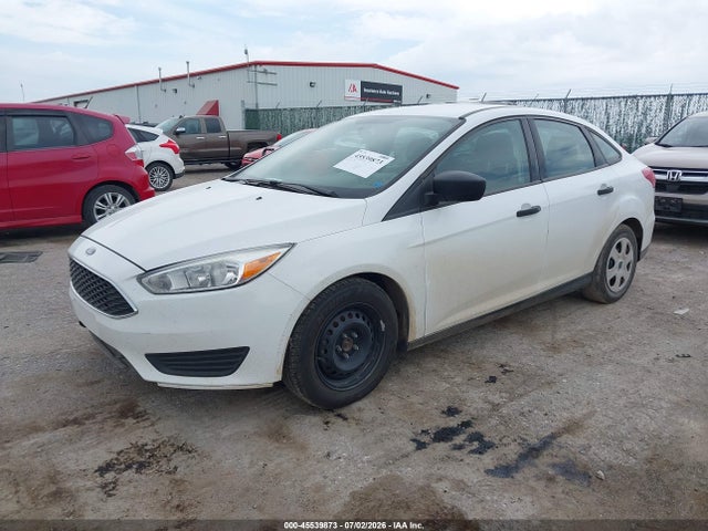 Ford FOCUS S 2018 1FADP3E24JL277958 Image 2