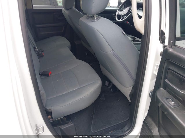 2018 Ram 1500 Tradesman  4x4 6'4 Box მანქანა იყიდება აუქციონზე, vin: 1C6RR7FTXJS329017, აუქციონის ნომერი: 45539880
