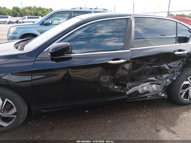 Honda ACCORD LX 2017 1HGCR2F38HA303194 Image 15