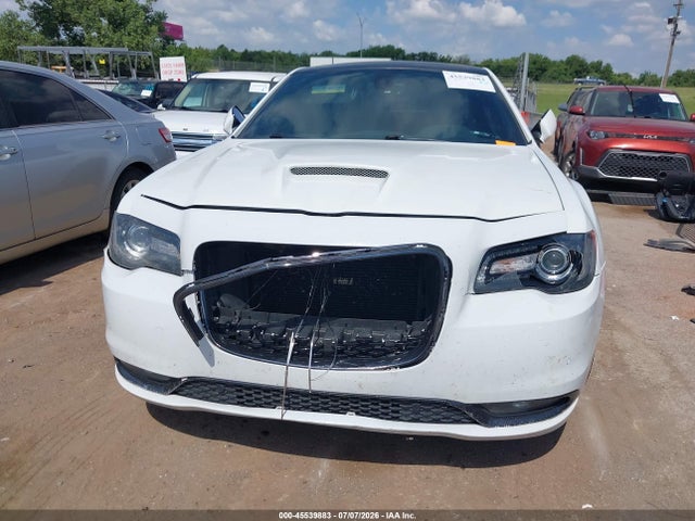 Aukcja sprzedaży 2016 Chrysler 300 300s, vin: 2C3CCABT2GH220347, numer aukcji: 45539883