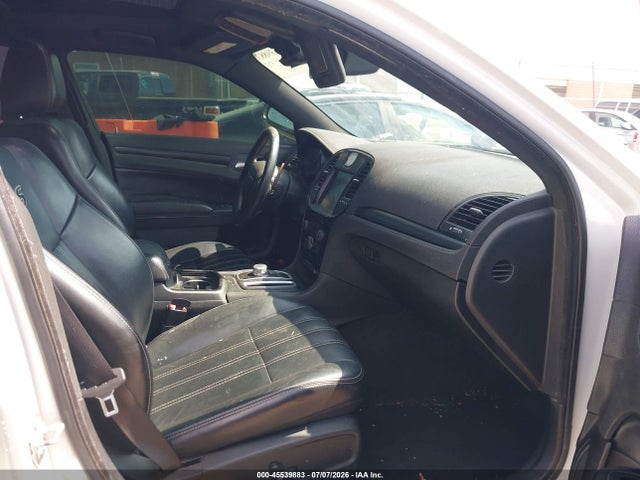 Aukcja sprzedaży 2016 Chrysler 300 300s, vin: 2C3CCABT2GH220347, numer aukcji: 45539883