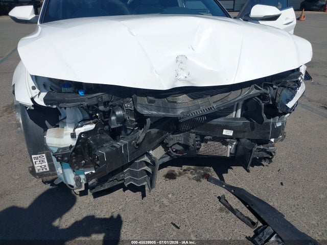 Auction sale of the 2025 Hyundai Elantra Hybrid Limited, vin: KMHLN4DJ5SU129531, lot number: 45539905