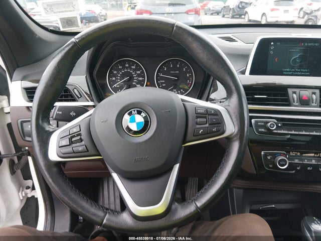 WBXHT3C30J5F88252 BMW X1 Xdrive28i