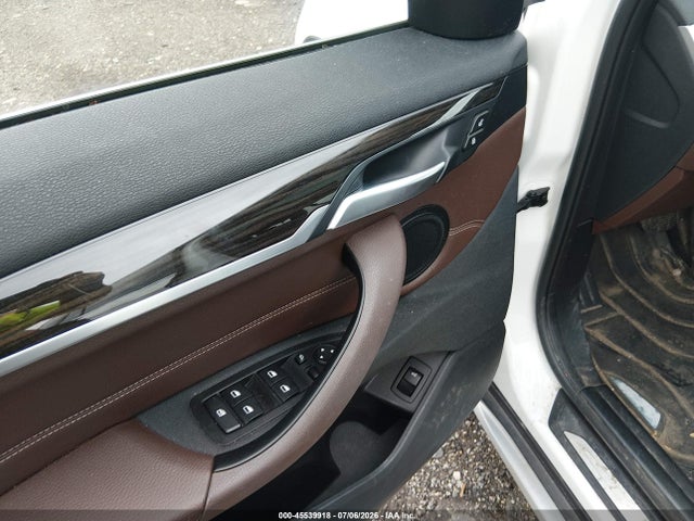 WBXHT3C30J5F88252 BMW X1 Xdrive28i