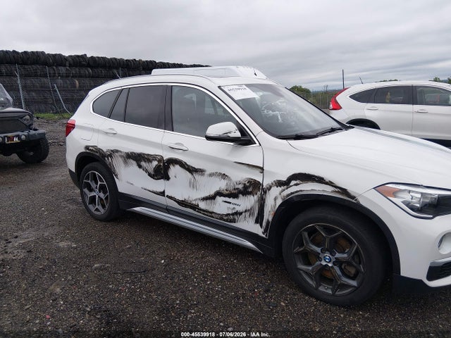 WBXHT3C30J5F88252 BMW X1 Xdrive28i