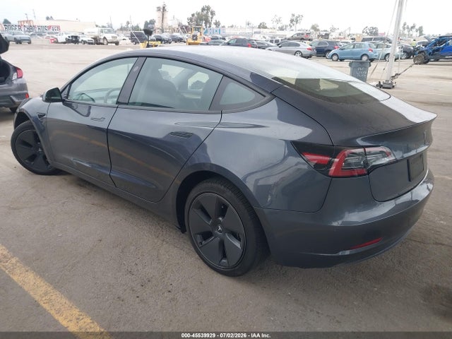 Tesla Model 3 Rear-wheel Drive 2023 5YJ3E1EA8PF584830 Image 3