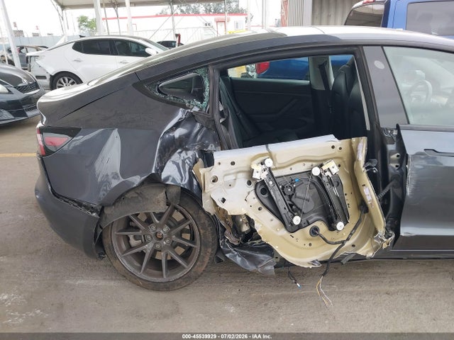 Tesla Model 3 Rear-wheel Drive 2023 5YJ3E1EA8PF584830 Image 6