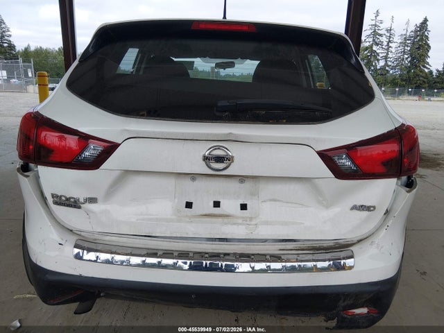 JN1BJ1CR9HW136029 Nissan Rogue Sport S