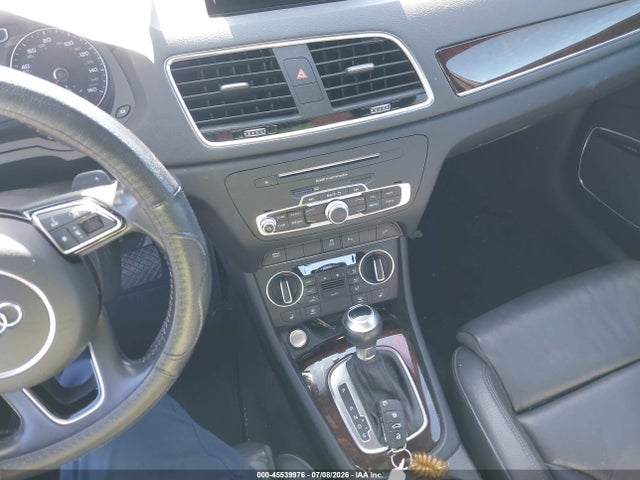 WA1HCCFS1JR013027 Audi Q3 2.0t Premium/2.0t Sport Premium