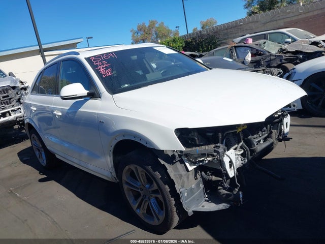 WA1HCCFS1JR013027 Audi Q3 2.0t Premium/2.0t Sport Premium