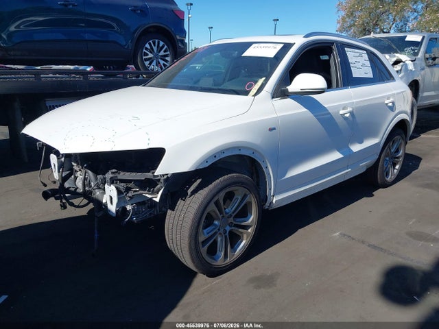 WA1HCCFS1JR013027 Audi Q3 2.0t Premium/2.0t Sport Premium