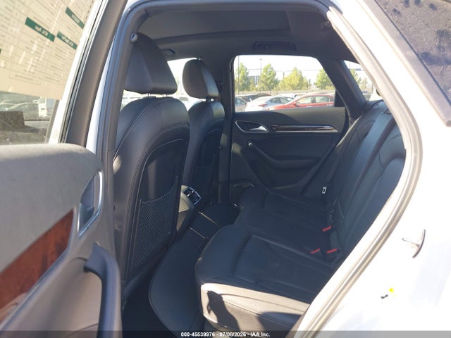 WA1HCCFS1JR013027 Audi Q3 2.0t Premium/2.0t Sport Premium