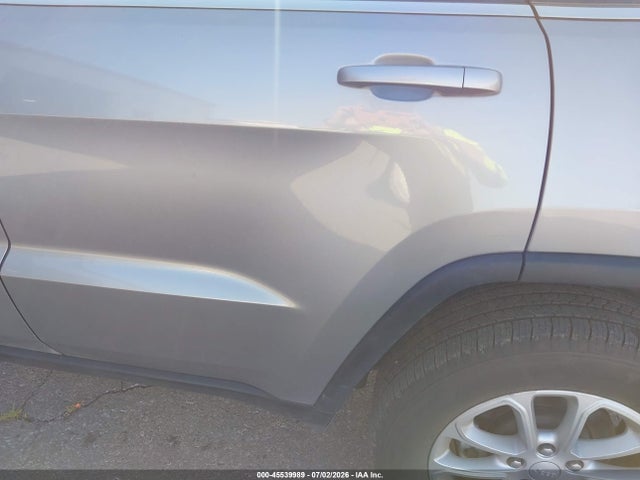 1C4RJFAG5MC699455 Jeep Grand Cherokee Laredo E 4x4