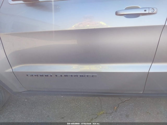 1C4RJFAG5MC699455 Jeep Grand Cherokee Laredo E 4x4