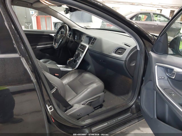 Продажа на аукционе авто 2018 Volvo S60 T5 Dynamic, vin: YV140MTL2J2459822, номер лота: 45539997