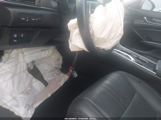 45540022 :رقم المزاد ، 1HGCV2F92NA007275 vin ، 2022 Honda Accord Touring مزاد بيع